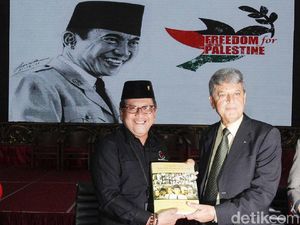 Sekjen PDIP Terima Kunjungan Dubes Palestina