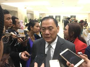 Pesan Agus Marto Untuk Deputi Baru BI Dody Budi Waluyo Pesan Agus Marto Untuk Deputi Baru BI Dody Budi Waluyo