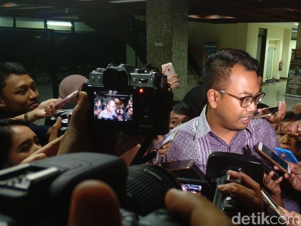 Facebook: Kami Siap Jawab Semua Pertanyaan Kominfo Facebook: Kami Siap Jawab Semua Pertanyaan Kominfo