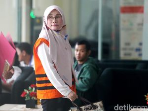 Hakim PN Tangerang yang Terima Suap Rp 30 Juta Diperiksa KPK Hakim PN Tangerang yang Terima Suap Rp 30 Juta Diperiksa KPK