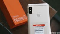 Menguji Kemampuan Kamera Redmi Note 5 di Malam Hari