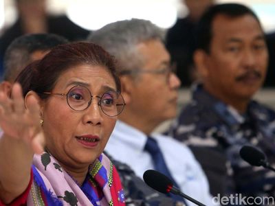 Menteri Susi Kembalikan 20 ABK Kapal Buron Interpol ke Keluarga