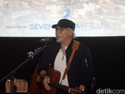 Lirik dan Chord Lagu Barang Antik dari Iwan Fals