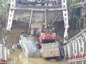Pimpinan DPR Desak Pemerintah Revitalisasi Jembatan-jembatan Tua Pimpinan DPR Desak Pemerintah Revitalisasi Jembatan-jembatan Tua