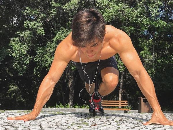 Mengintip Spesialis Saraf Ganteng Berperut Sixpack dari Brazil