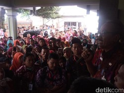 Ratusan GTT/PTT di Kabupaten Semarang Aksi Tagih Janji SK