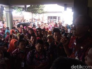 Ratusan GTT/PTT di Kabupaten Semarang Aksi Tagih Janji SK Ratusan GTT/PTT di Kabupaten Semarang Aksi Tagih Janji SK