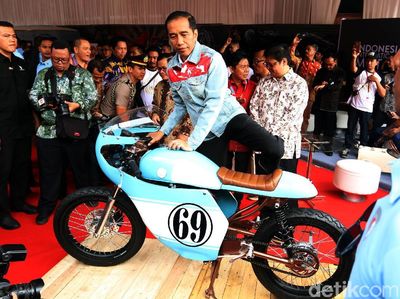 Jokowi Jajal Motor Milik Gibran