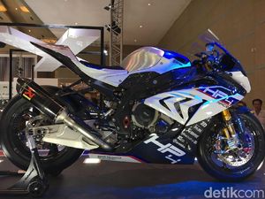 BMW HP4 Race Rp 2,1 Miliar Sudah Terjual