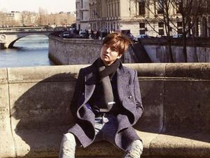 Foto: Gaya Liburan Aktor Ganteng Lee Min Ho