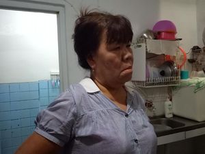 Pabrik Miras Ciu di Gambir Dikelola Seorang Ibu