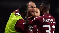 Di pertengahan babak kedua Torino akhirnya bisa menyamakan kedudukan. Lorenzo De Silvestri menjebol gawang Gianluigi Donnaruma di menit 70. (Valerio Pennicino/Getty Images)