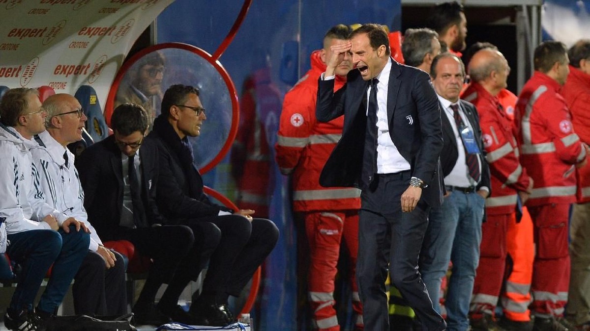 Juventus diimbangi tim papan bawah Crotone 1-1. (Foto: Massimo Pinca/Reuters)