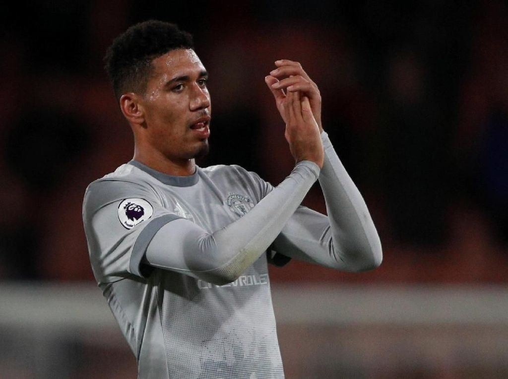 Smalling di 2018: Lebih Tajam dari Morata, Sama dengan Lacazette Smalling di 2018: Lebih Tajam dari Morata, Sama dengan Lacazette