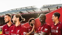 Liverpool baru saja meluncurkan jersey terbaru untuk musim 2018/2019. The Reds jadi tim Premier League pertama yang melakukannya. (Instagram @liverpoolfc)