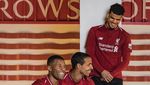 Merah Retro Jersey Baru Liverpool