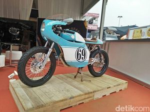 Motor Jokowi dan Gibran Bersanding di IIMS