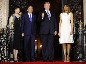 Gaya Donald Trump dan Melania Dinner Bareng PM Jepang