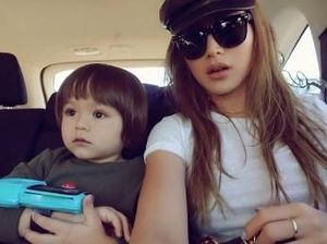 Liburan ke Italia, Jessica Iskandar Ajari El Barack Peduli Sesama