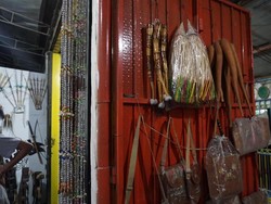 Pulang dari Raja Ampat, Beli Oleh-oleh di Sini Dulu Ya