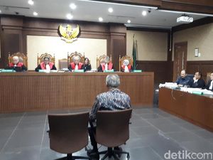 Dokter Bimanesh Akui Ditelepon Fredrich untuk Rawat Novanto