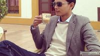 Begini Gaya Kalem Fedi Nuril Ketika Makan Bersama Istri dan Keluarga