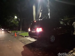 Sandiaga Sambangi Rumah Prabowo, Bahas Cawapres?