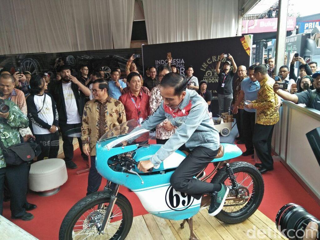Jokowi Yakin Motor Kustom Buatan Indonesia Bisa Mendunia Jokowi Yakin Motor Kustom Buatan Indonesia Bisa Mendunia