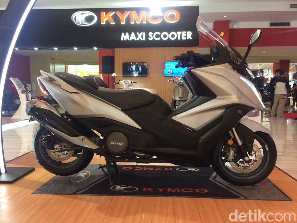 Kymco AK 550 Siap Tantang Yamaha T-Max Kymco AK 550 Siap Tantang Yamaha T-Max
