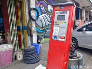 Warga Bandung Bayar Parkir Elektronik Bakal Diganjar Hadiah Warga Bandung Bayar Parkir Elektronik Bakal Diganjar Hadiah