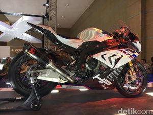 Cuma Ada Satu di Indonesia Motor BMW Seharga Rp 2,1 Miliar Cuma Ada Satu di Indonesia Motor BMW Seharga Rp 2,1 Miliar