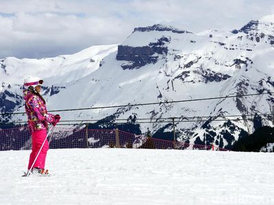 Foto: Anak-anak Kecil di Prancis Sudah Jago Main Ski