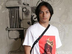Respons Jefri Nichol Foto Latar Birunya Sebabkan Patah Hati Nasional