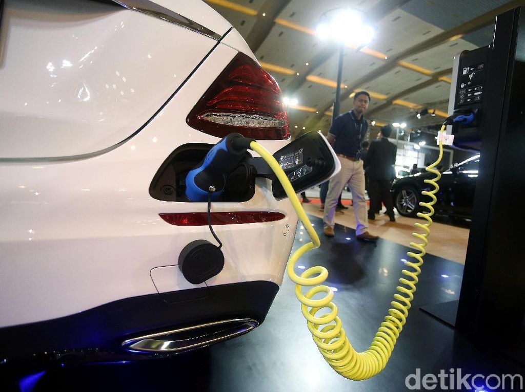 Israel Larang Mobil Diesel dan Bensin Tahun 2030 Israel Larang Mobil Diesel dan Bensin Tahun 2030