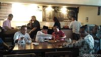 Foto: Rizal Ramli Ngopi Bareng Sandiaga di Balai Kota Bahas Capres