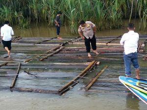 Pemilik Ribuan Kayu di Sungai Musi Masih Misterius