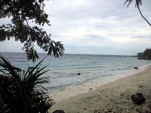 Konon, Pantai Ini Punya 3 Buah Sumur Berair Tawar