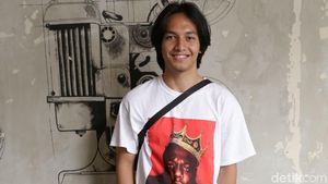 Cerita Jefri Nichol Bantu Pemulung