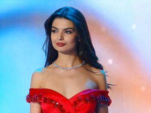 Kontestan Miss Rusia Dapat Ancaman Mati Usai Foto Pakai Bikini