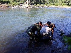 TNI AD Siapkan Pasukan Bantu Warga Bangun Jembatan di Maros
