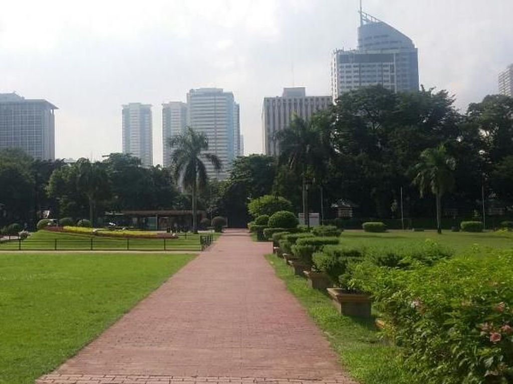 Taman Serupa Kawasan Monas di Filipina Taman Serupa Kawasan Monas di Filipina