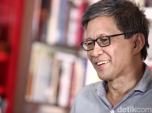 Haris Azhar: Damai Rocky Gerung-Sentul City Konkretnya Belum Kelihatan Haris Azhar: Damai Rocky Gerung-Sentul City Konkretnya Belum Kelihatan