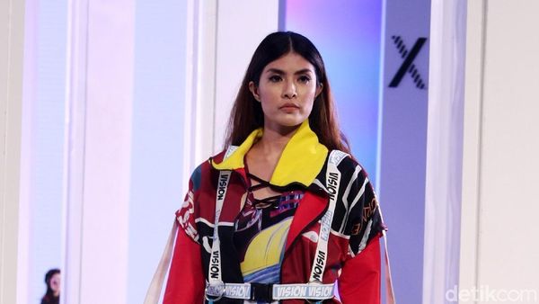 25 Koleksi Busana Karya Desainer Muda yang Terinspirasi Tokoh Marvel