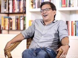 Saling Balas Dungu Antara Rocky vs TKN Jokowi