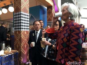 Bos IMF dan Sri Mulyani Minum Kopi Khas Indonesia