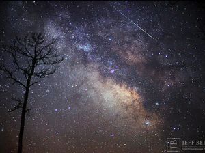 Wah! Hujan Meteor Iringi Gerhana Bulan Total