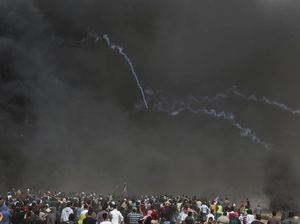Puluhan Demonstran Palestina Terluka Ditembak Israel di Gaza
