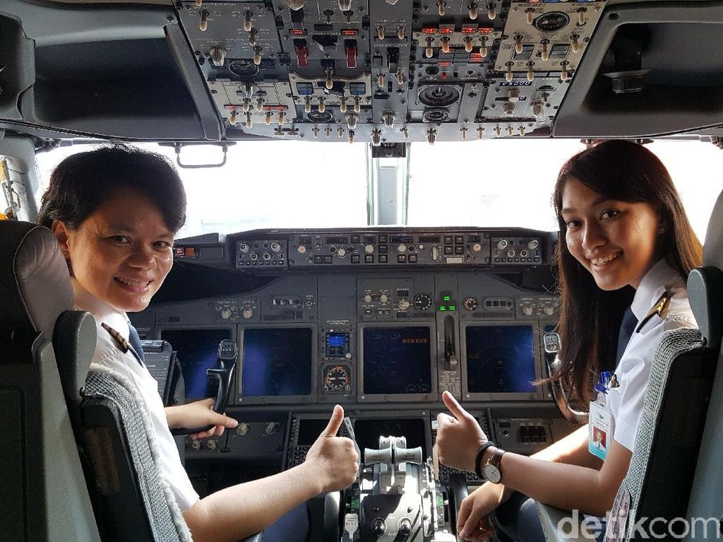 Arti Liburan Bagi Kapten Ida, Sang Pilot Wanita Arti Liburan Bagi Kapten Ida, Sang Pilot Wanita