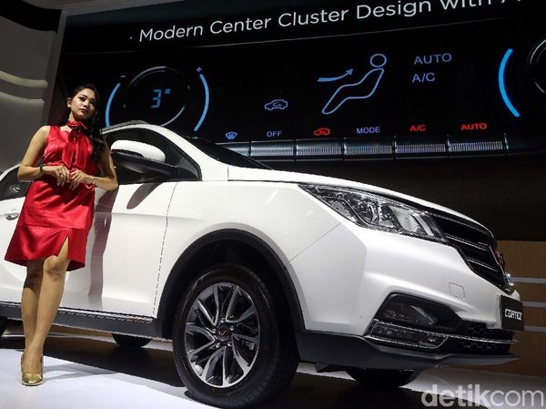 Wuling Kembali Kenalkan Cortez 1.5 di IIMS 2018