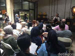 Bersama 2 Wanita Cantik, Peserta Diajak Bikin dan Cicip Cokelat Indonesia